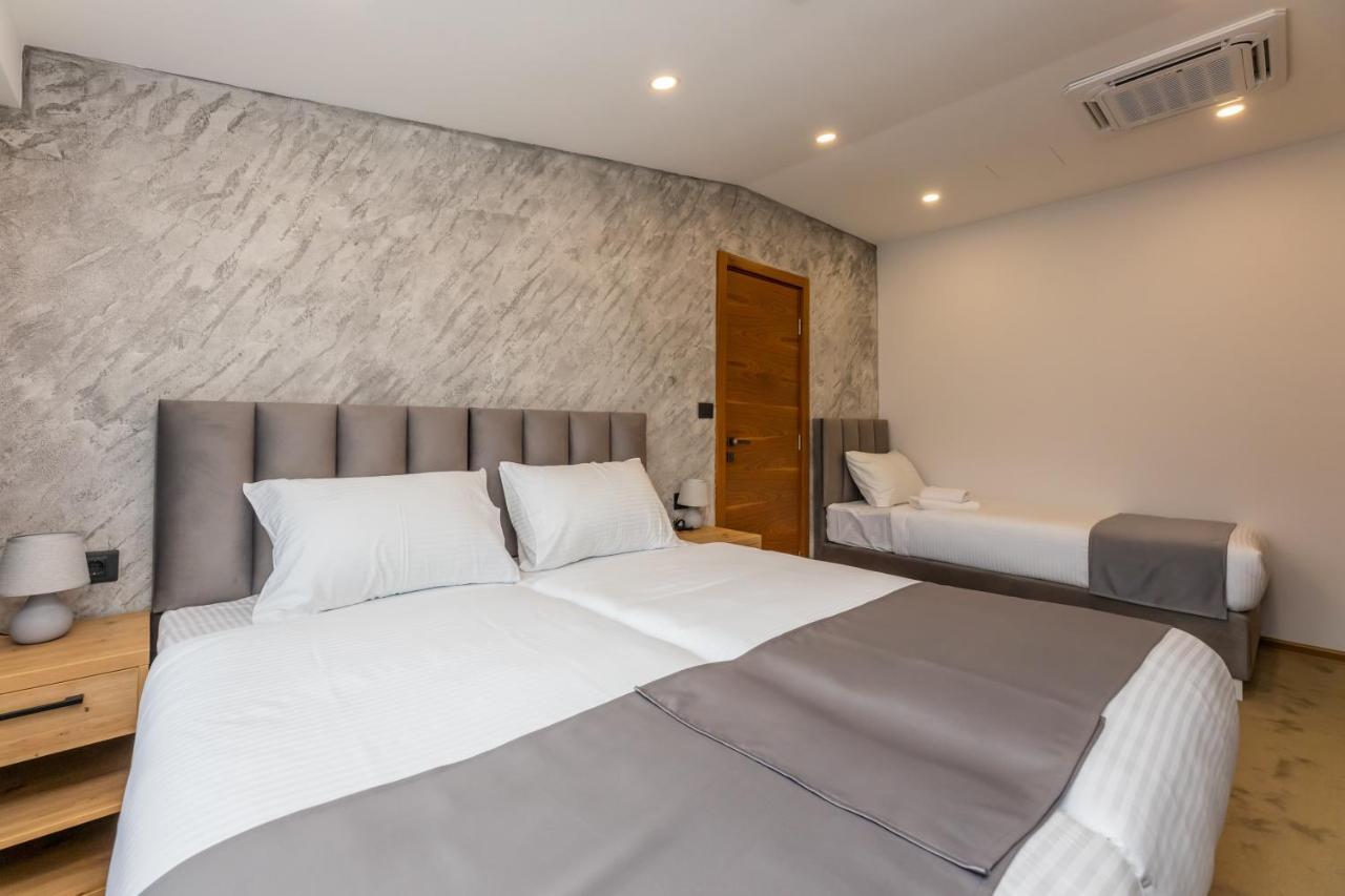 Aparthotel Lakeside *