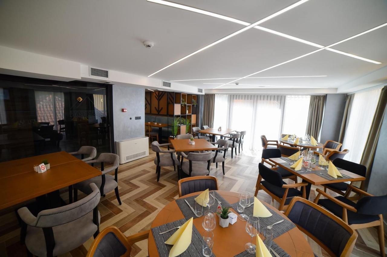 Lakeside Aparthotel *